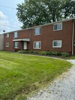 600 Graham Rd, Unit #4 in Cuyahoga Falls, OH - Building Photo