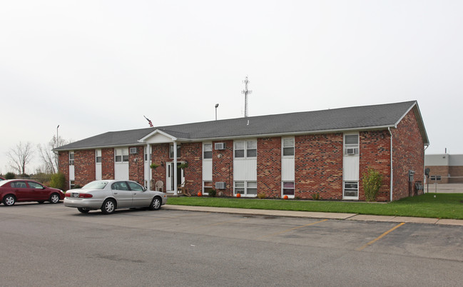 6551-6554 Lincoln Ave in Lockport, NY - Building Photo - Building Photo