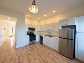 27 Fort Ave in Boston, MA - Building Photo - Building Photo