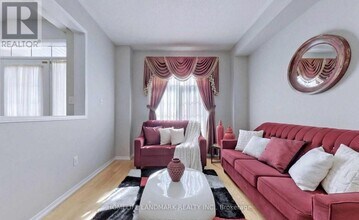 806 Castlemore Ave in Markham, ON - Building Photo - Building Photo