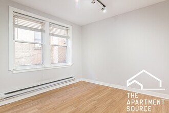 511 W Belmont Ave in Chicago, IL - Building Photo - Building Photo