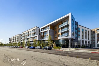Hanover Burlingame in Burlingame, CA - Building Photo - Building Photo