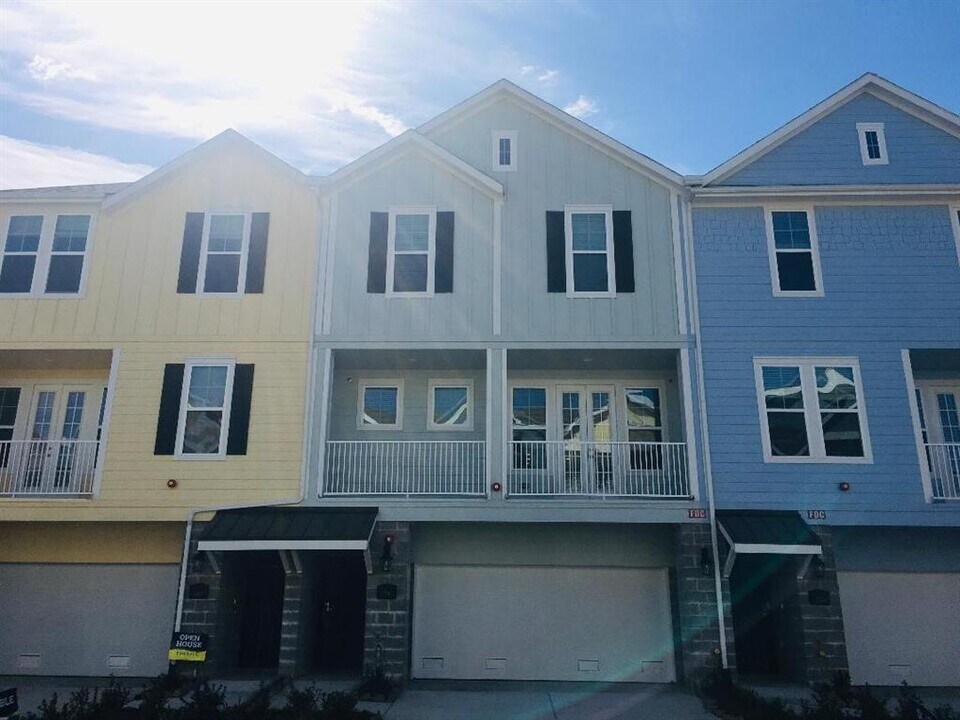 2706 Veranda Falls in League City, TX - Building Photo