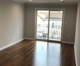 64 Delaware St, Unit 2 in Elizabeth, NJ - Building Photo - Building Photo