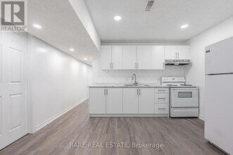 27 Danby Ave in Toronto, ON - Building Photo - Building Photo