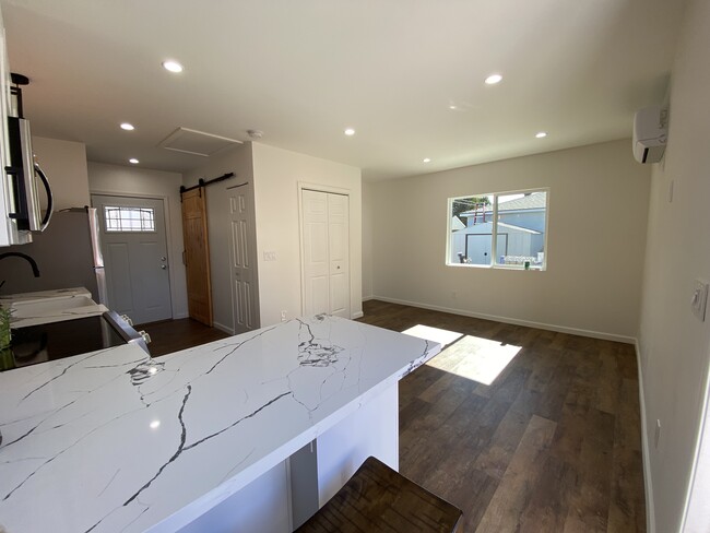 3666 Palo Verde Ave in Long Beach, CA - Building Photo - Building Photo