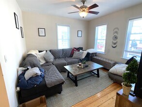 20 Radcliffe Rd, Unit 2 in Somerville, MA - Building Photo - Building Photo