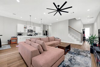 6613 Stearns St in Houston, TX - Building Photo - Building Photo