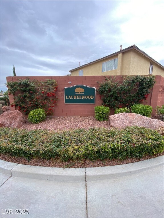 9570 Newton Grove Ct