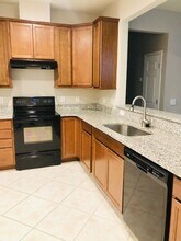 7707 SW 94th Cir in Ocala, FL - Foto de edificio - Building Photo