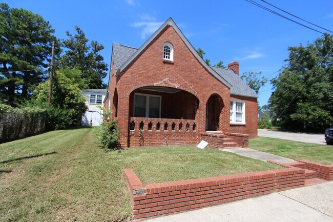 234 Saluda St in Rock Hill, SC - Foto de edificio - Building Photo