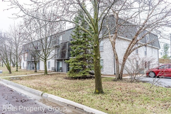 3416 Balboa Ln in Columbia, MO - Foto de edificio - Building Photo