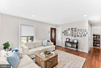 219 Josephine St in Berryville, VA - Building Photo - Building Photo