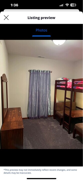 19239 W Fairview Dr in Mundelein, IL - Building Photo