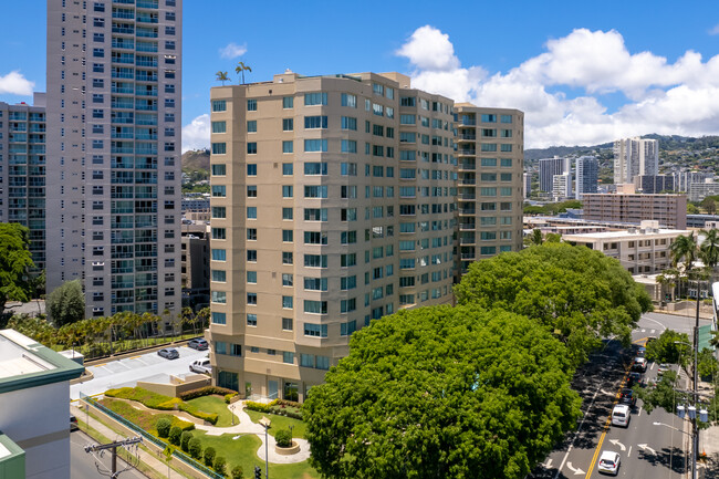 One Kalakaua in Honolulu, HI - Building Photo - Building Photo