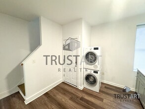 2325 N 16th St in Philadelphia, PA - Building Photo - Building Photo