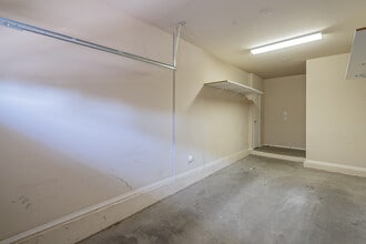 2725 E Mine Creek Rd, Unit 2248 in Phoenix, AZ - Building Photo - Building Photo