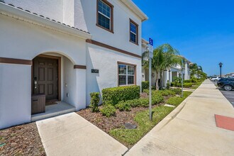 5047 Windermere Ave in Kissimmee, FL - Building Photo - Building Photo