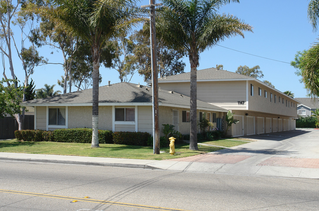 1147 S C St in Oxnard, CA - Building Photo