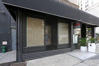 2-4 W 29th St in New York, NY - Building Photo - Building Photo