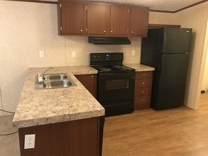 21 Church Rd in Woodfin, NC - Building Photo - Building Photo