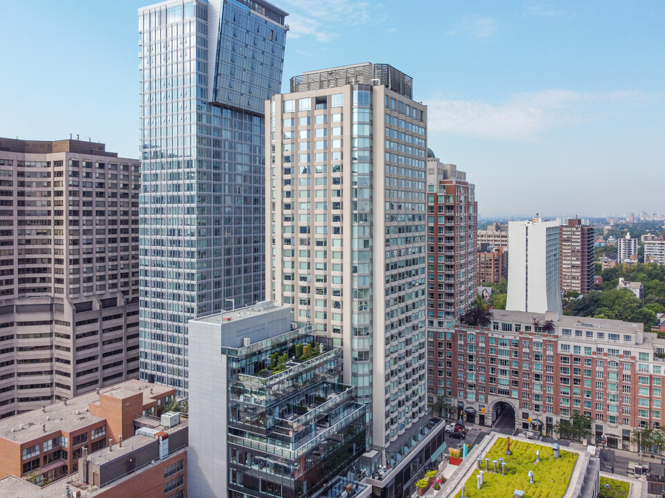 Former Four Seasons Yorkville Hotel in Toronto, ON - Building Photo