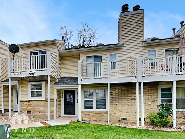 17224 E Ford Dr