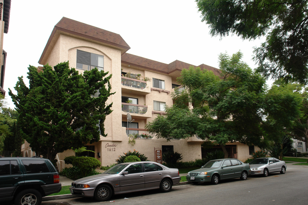 1612 Camden Ave in Los Angeles, CA - Building Photo