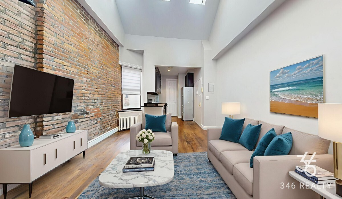 East 25th Street in New York, NY - Building Photo