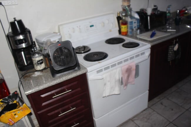 property at 32 Commonwealth Ave