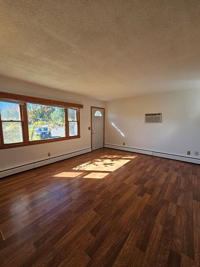 250 E Fairmont Blvd in Rapid City, SD - Building Photo - Building Photo