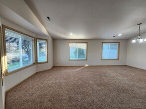 5811 Austin Ct in Pasco, WA - Building Photo - Building Photo