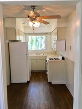 Lions Gate in San Diego, CA - Building Photo - Building Photo