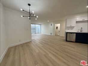 1827 Veteran Ave in Los Angeles, CA - Foto de edificio - Building Photo