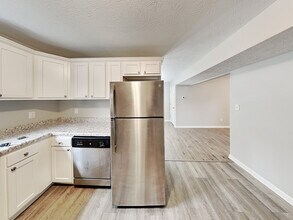 11106 Waterfield Ln in Indianapolis, IN - Building Photo - Building Photo