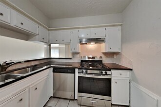 1107 Valley Ranch Dr in Katy, TX - Building Photo - Building Photo