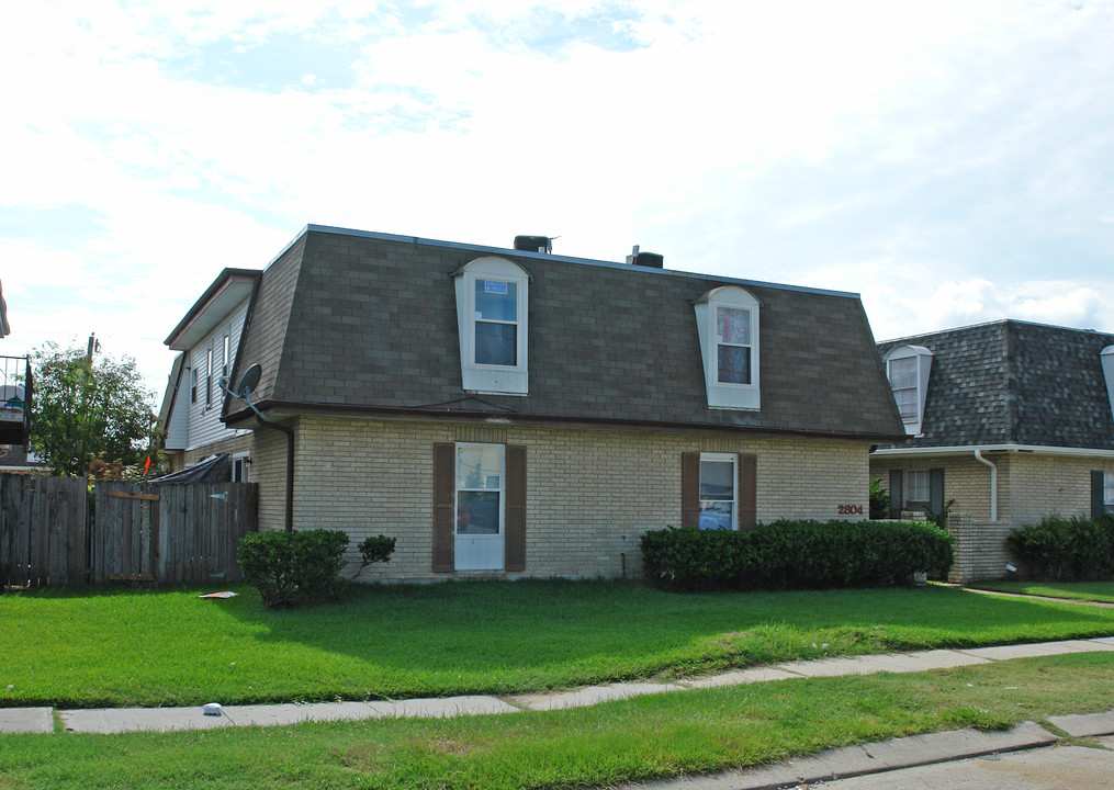 2804 Houma Blvd in Metairie, LA - Building Photo