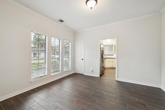 5310 Oak Cove Dr in Houston, TX - Building Photo - Building Photo