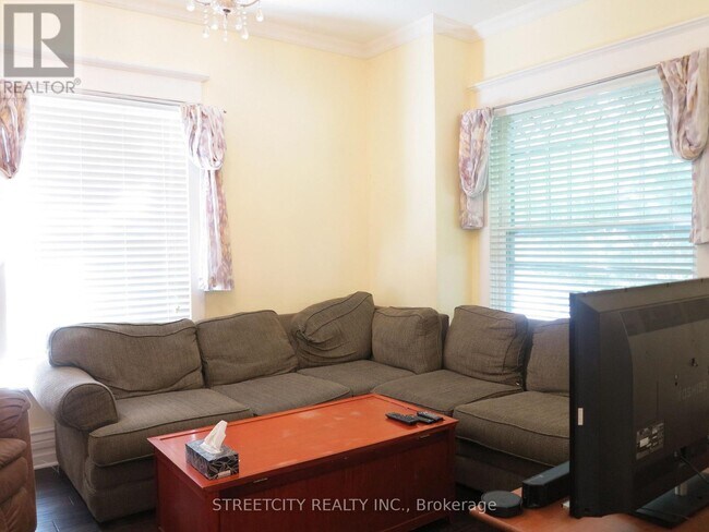 173 Mt Pleasant Ave in London, ON - Building Photo - Building Photo