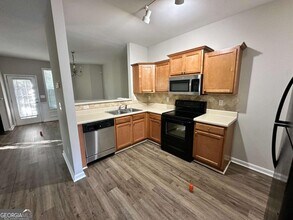 4295 Youngstown Cir in Stone Mountain, GA - Building Photo - Building Photo