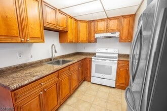 680 NJ-15 in Jefferson, NJ - Building Photo - Building Photo