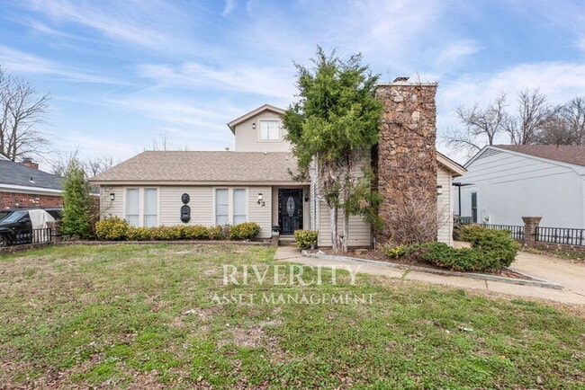 property at 42 Bonita Dr