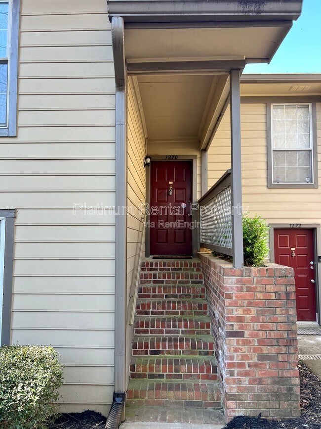 1270 Weatherstone Dr NE in Atlanta, GA - Building Photo - Building Photo