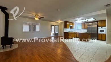 21975 Hercules St in Apple Valley, CA - Building Photo - Building Photo