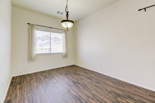 property at 3930 Mossy Pl Ln