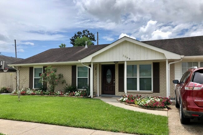property at 3069 Sorbonne Dr
