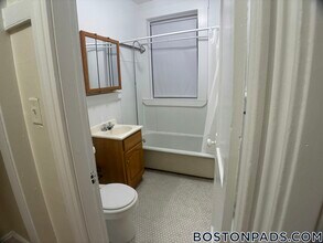 231 Park Dr in Boston, MA - Building Photo - Building Photo