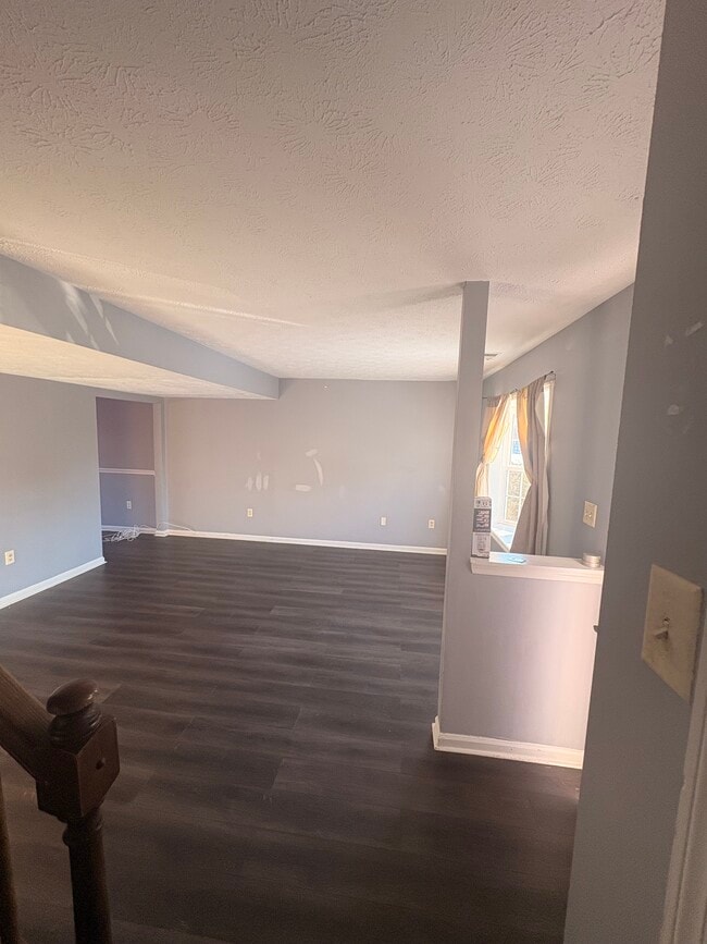 3021 Brinkley Station Dr in Temple Hills, MD - Foto de edificio - Building Photo