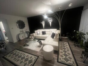 13622 S School St in Chicago, IL - Building Photo - Building Photo