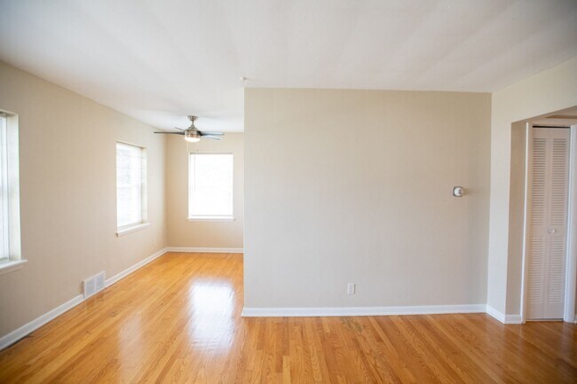 1333 E Colorado St in Milwaukee, WI - Building Photo - Building Photo